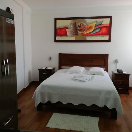 Buen Retiro Apart Hotel Santa Cruz de La Sierra Dış mekan fotoğraf