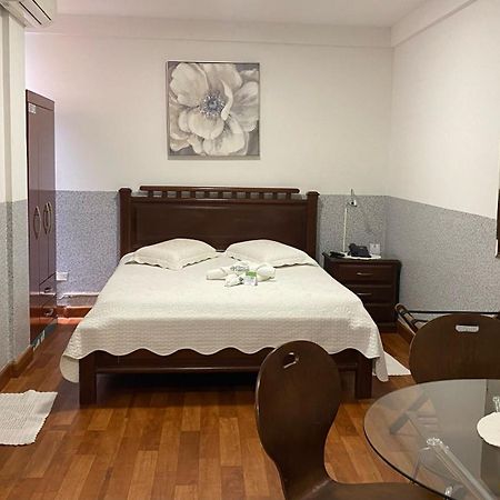 Buen Retiro Apart Hotel Santa Cruz de La Sierra Dış mekan fotoğraf