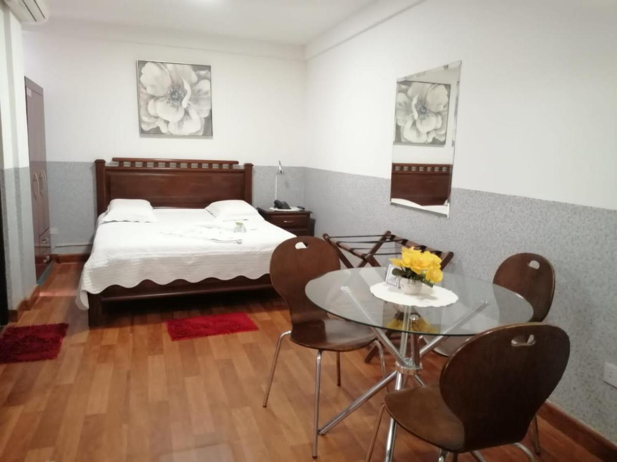 Buen Retiro Apart Hotel Santa Cruz de La Sierra Dış mekan fotoğraf
